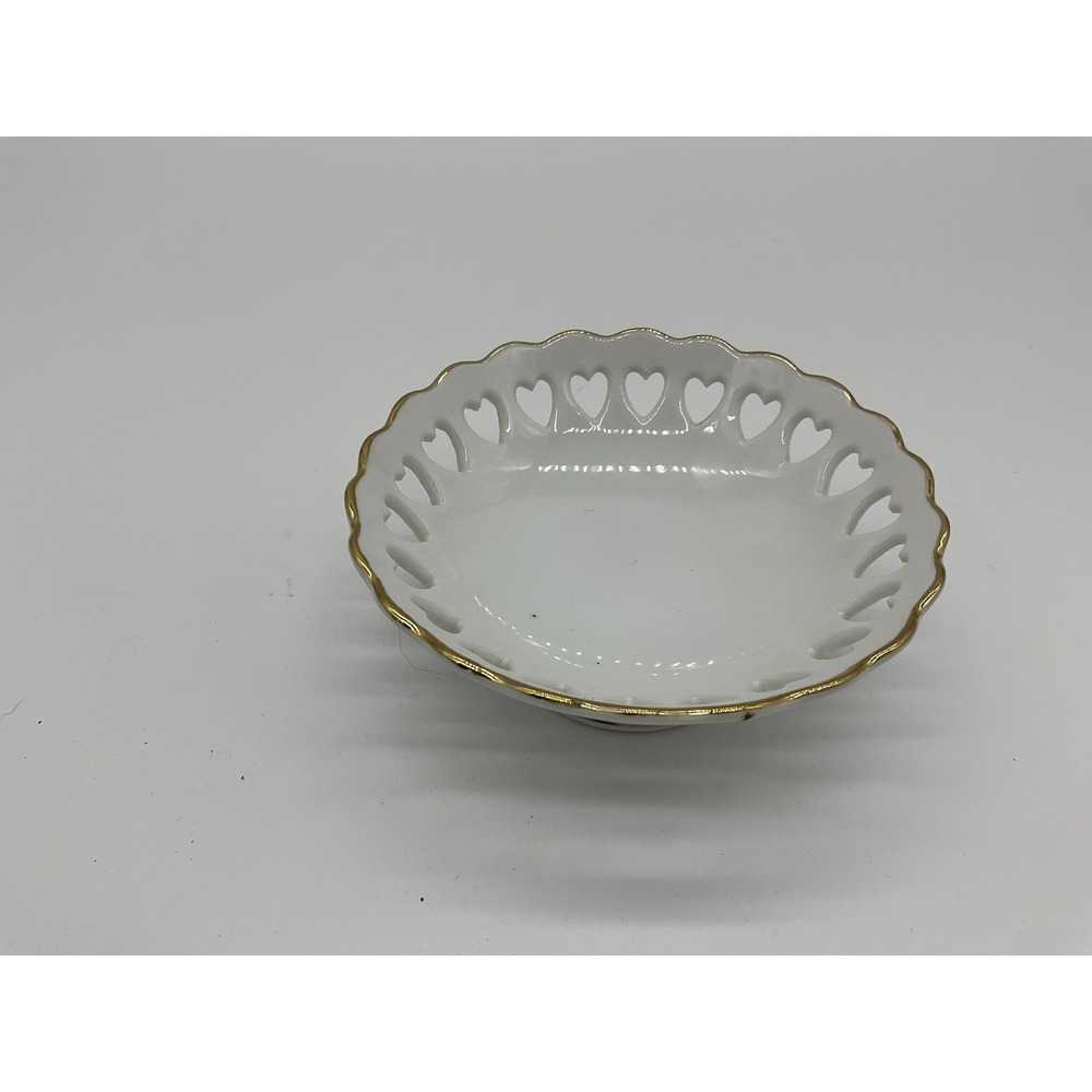 Unmarked White Porcelain Pedestal Bowl Heart Cutout Gold Trim Home Decor Display